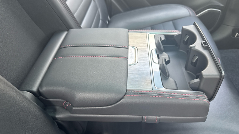 MG Hs 1.5 T-GDI PHEV Exclusive 5dr Auto Hatchback